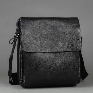 Черная мужская сумка