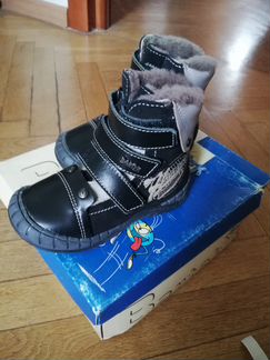 Новые зимние ботинки Bartek (для мальчиков) р 23