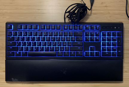 Клавиатура Razer Ornata Chroma
