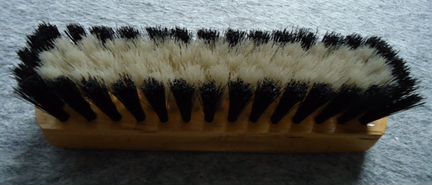 Щётка для одежды