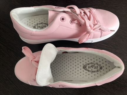 Новые Кроссовки эко кожи