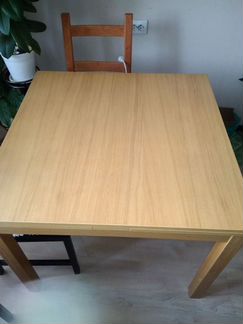 Стол Икеа бюрста