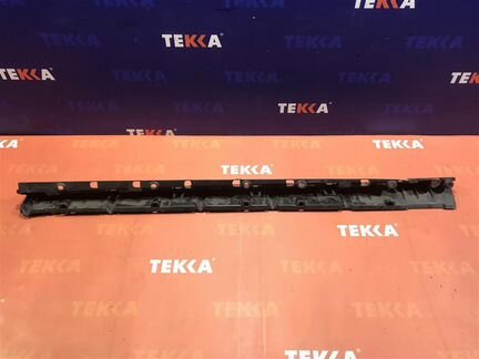 Кронштейн подножки правый бмв Х5 Е70