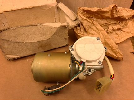 Двигатель стеклоочистителя ваз 2108 СССР Новый