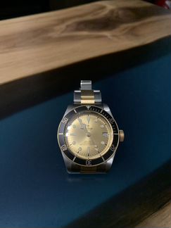 Часы Tudor black bay