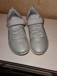 Кроссовки для девочки ecco