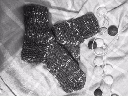 Носки ручной вязки шерстяные