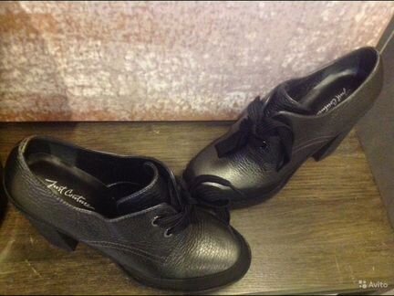 Туфли новые женские модные Just Couture