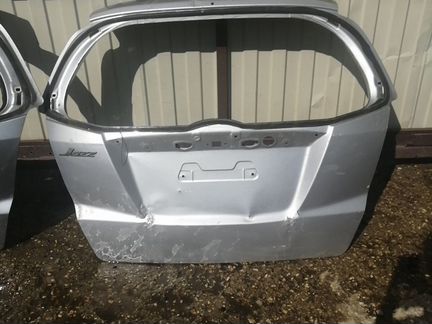 Крышка багажника Honda Jazz 2009