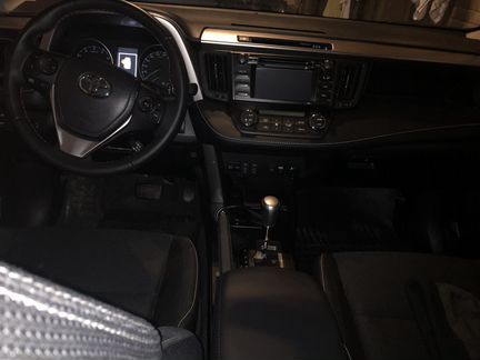 Toyota RAV4 2.5 AT, 2016, 67 000 км