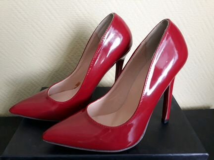 Туфли лаковые. Лодочки. Размер 37