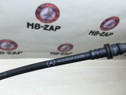 Патрубок вентиляции Mercedes W230