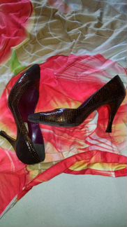 Классические туфли на шпильках