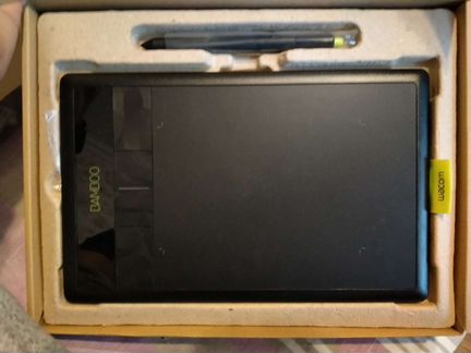 Графический планшет Bamboo Pen&Touch