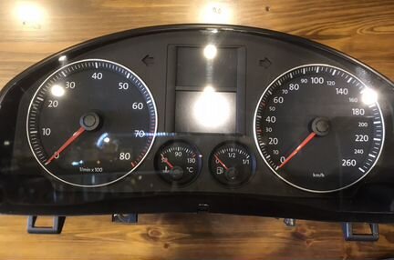 Приборная панель vw golf 5 jetta 5
