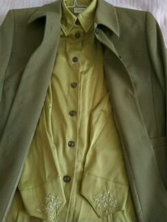 Костюм женский