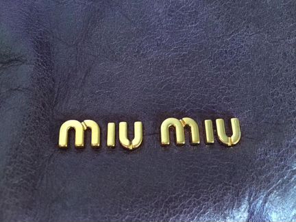 Кожаная сумка-шоппер Miu Miu