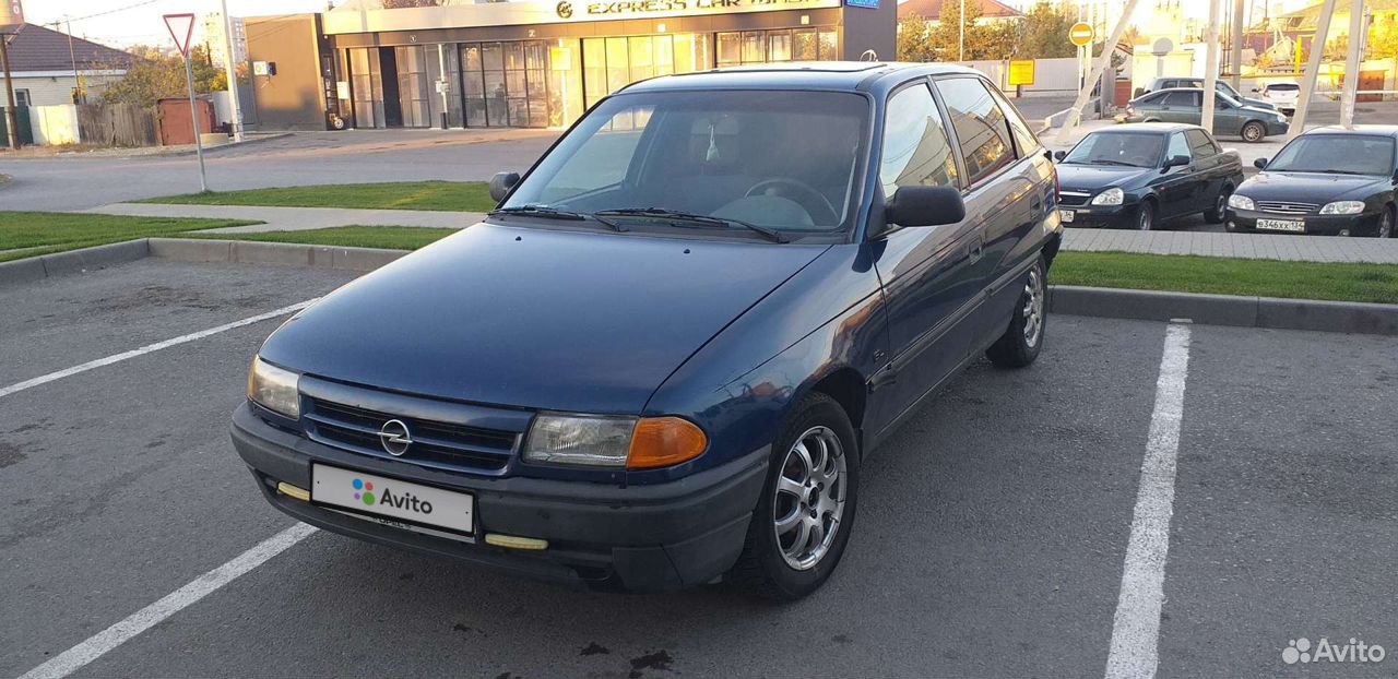 Opel Astra, 1993