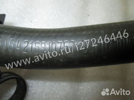Патрубок охлаждения BMW 5 E60 64216910757