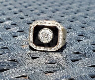 Перстень Печатка золото 585 бриллиант 1 карат