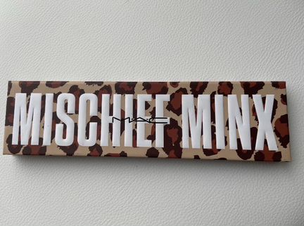 Палетка теней мас mischief MIX