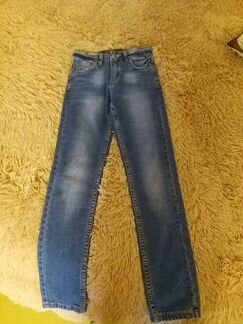 Джинсы