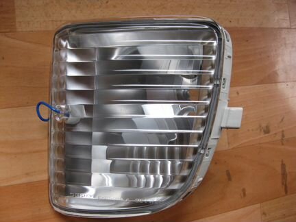 Toyota RAV4 XA20 фонарь противотуманка в бампер